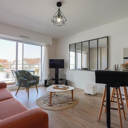 Studio entièrement rénové à deux pas des plages Biscarrosse Esterno foto